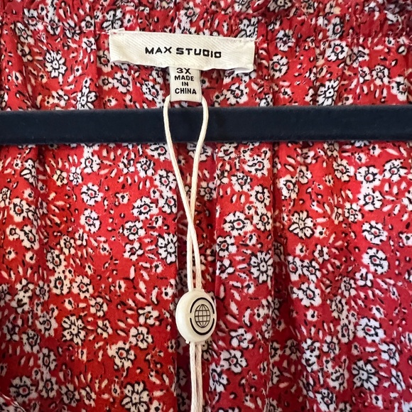 Max Studio summer blouse - Picture 4 of 4